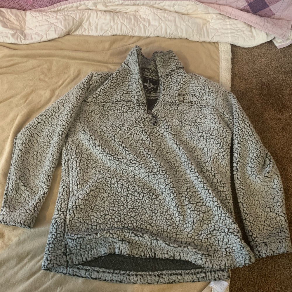 DISNEY WORLD SWEATER (RAINFOREST CAFE)